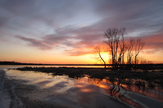 Lever du soleil au lac Saint-Pierre